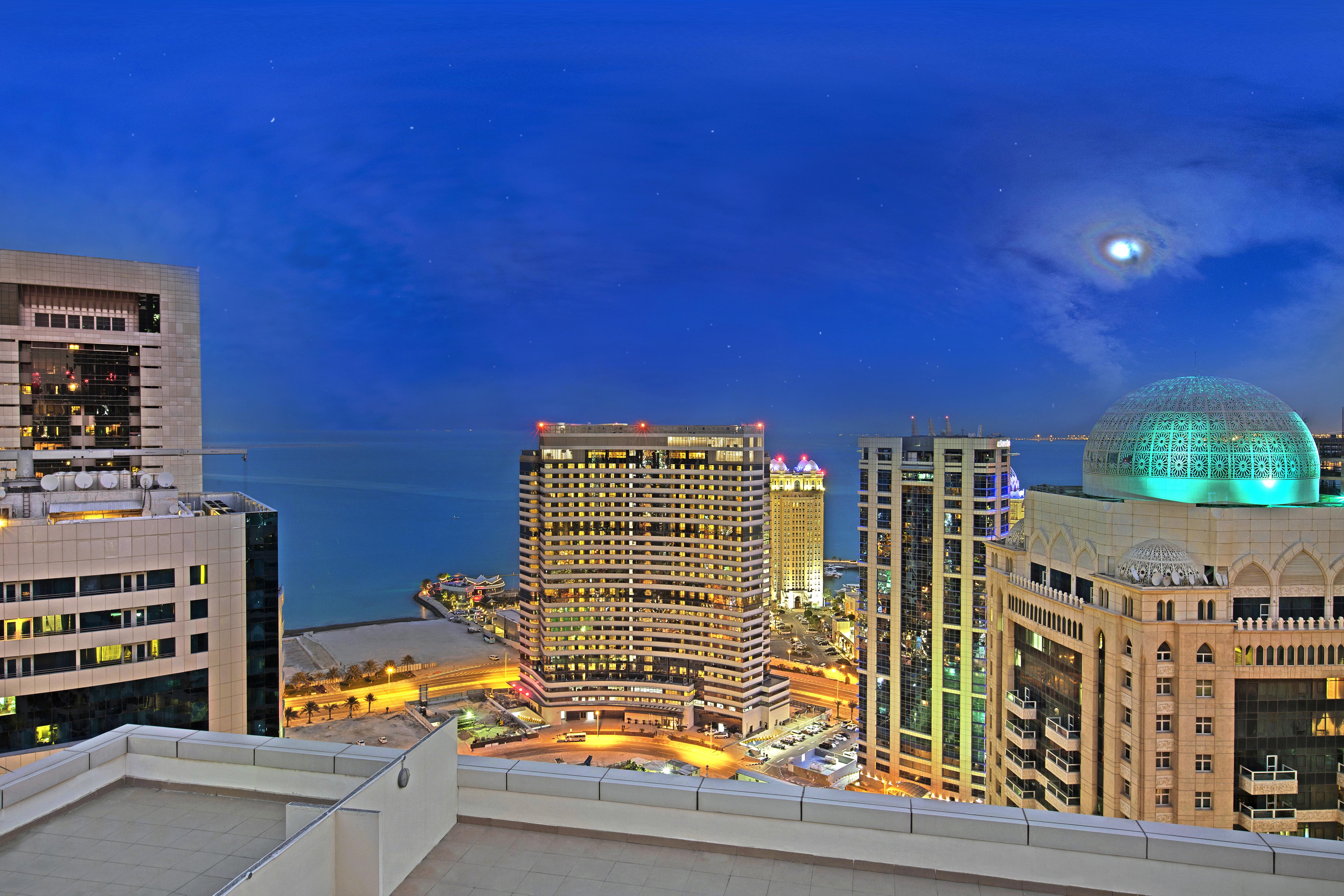 The Curve Hotel Doha Exterior foto